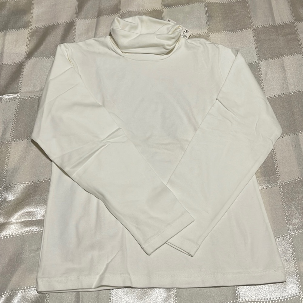 Off white turtleneck